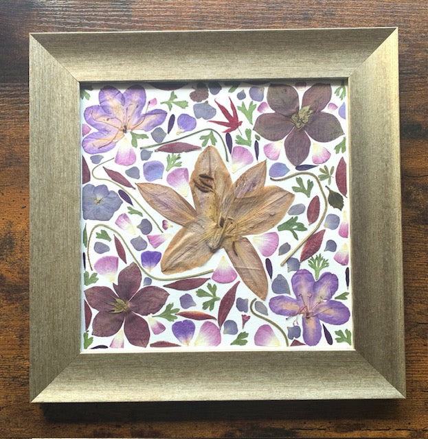 Pressed Flowers Wall Decor - You'll Never Alone